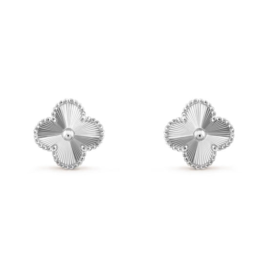 SIMPLE PLATED CLOVER EAR-STUDS